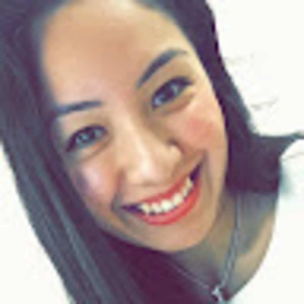 Meet your Posher, Mayra